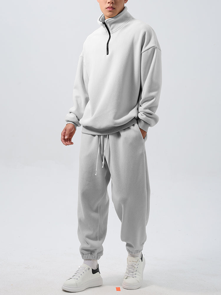Loose-fitting fleece tracksuit
