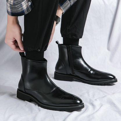 Classic leather boots with zipper