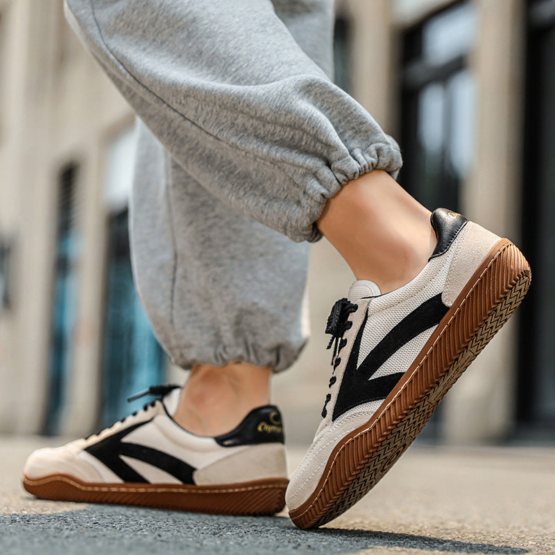 Lightweight Mesh Casual Sneakers