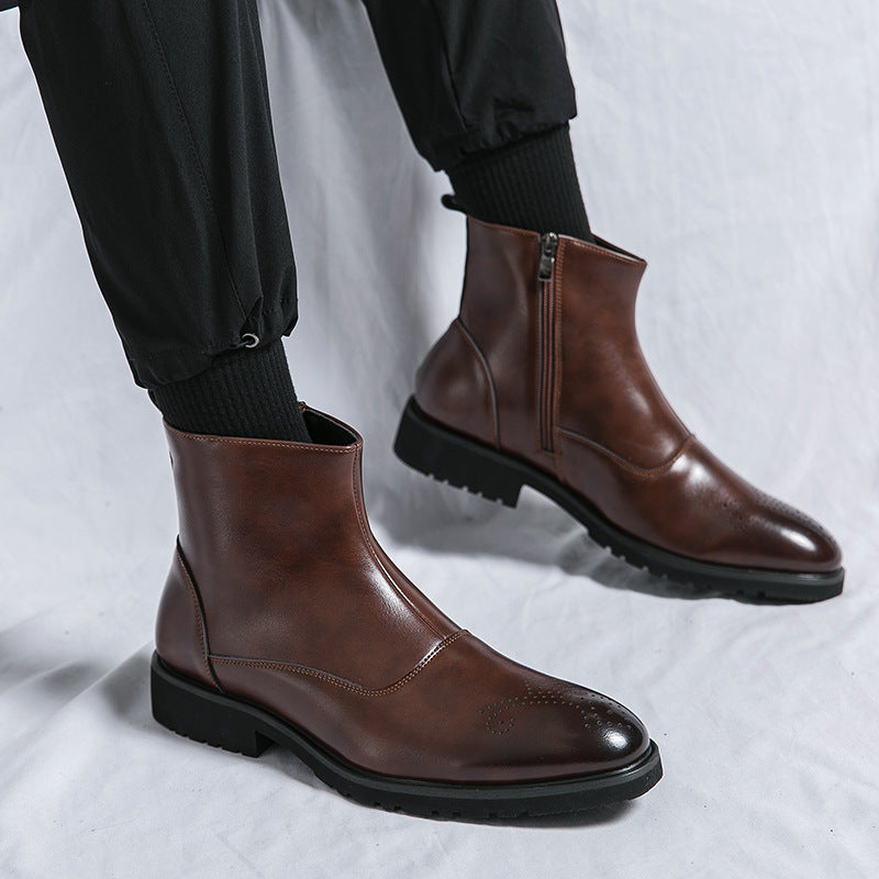 Classic leather boots with zipper