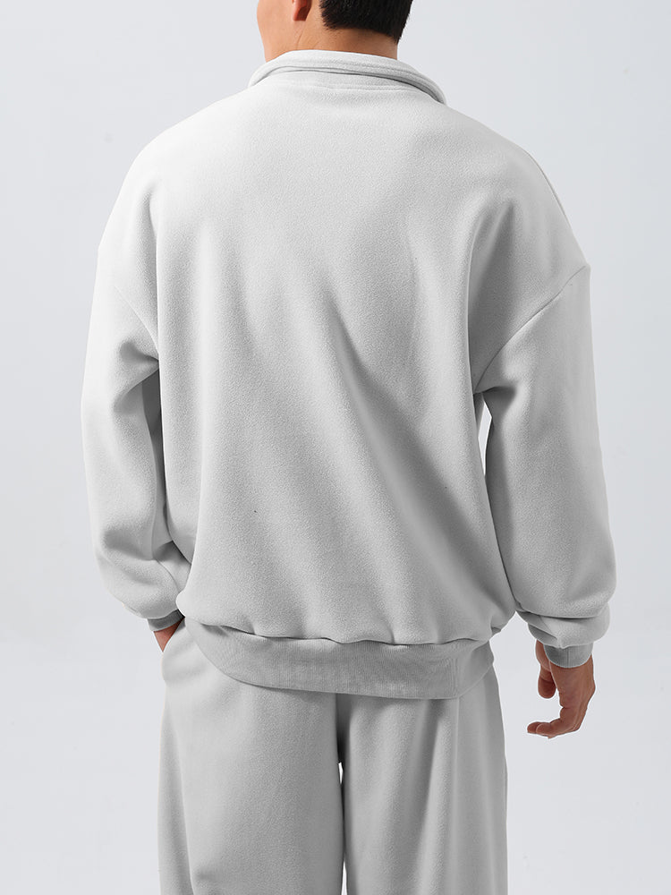 Loose-fitting fleece tracksuit